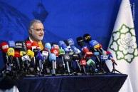 به دنبال کاهش تقاضای سفر با مناسب‌سازی، افزایش ارائه خدمات و برقی‌سازی حمل و نقل عمومی هستیم