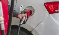 معاون وزیر نفت: مصرف بنزین تهران معادل ۳ استان