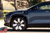 فیسکر کانکتور شارژ NACS را در آمریکای شمالی به کار خواهد گرفت