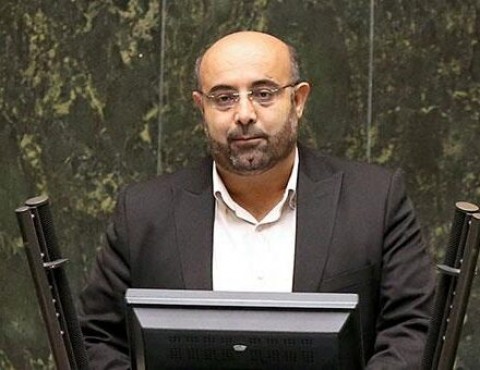 خرید سهام ایران خودرو توسط بهمن فارغ از هر گونه رویکردِ انحصاری است