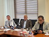 آسیب خودتحریمی ها به صنعت خودرو و قطعه سازی بیش از تحریم های خارجی بوده است