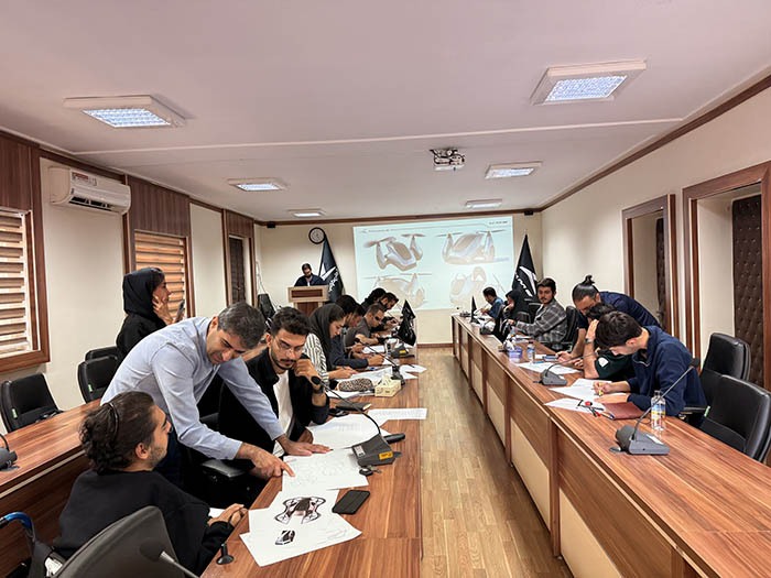 پایان مرحله منتورینگ و آموزش برگزیدگان مرحله اول مسابقه طراحی وسایل نقلیه عمود پرواز کرمان موتور پایان مرحله منتورینگ و آموزش برگزیدگان مرحله اول مسابقه طراحی وسایل نقلیه عمود پرواز کرمان موتور