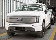 فورد دوباره قیمت F-150 لایتنینگ را کاهش داد