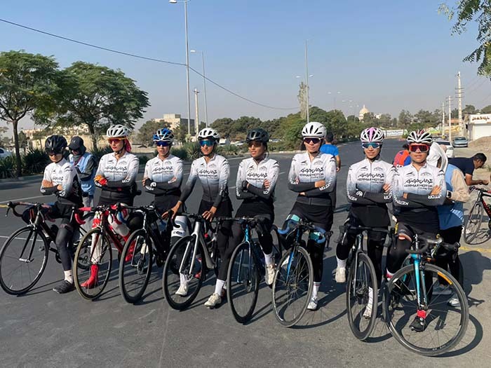 قهرمانی و رکورد شکنی برای بانوان دوچرخه سوار کرمان موتور + فیلم قهرمانی و رکورد شکنی برای بانوان دوچرخه سوار کرمان موتور + فیلم